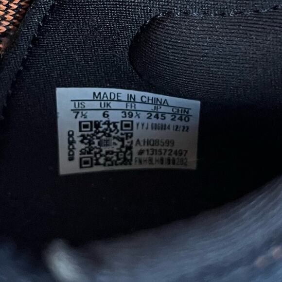 adidas Women’s UltraBoost Light ‘Black Beam Pink’ Running Shoe Athletic Size 7.5 - Picture 12 of 13